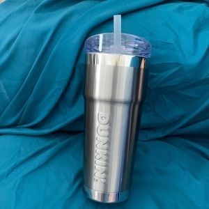 Dunkin’ 24 oz insulated embossed tumbler